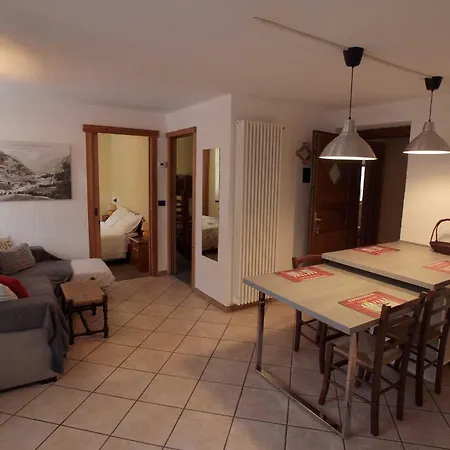 Le Nid De L'aigle Pensjonat