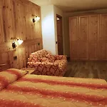 Le Nid De L'aigle Gasthof 4*