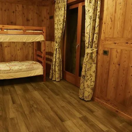 Pensionat Le Nid De L'aigle Champoluc